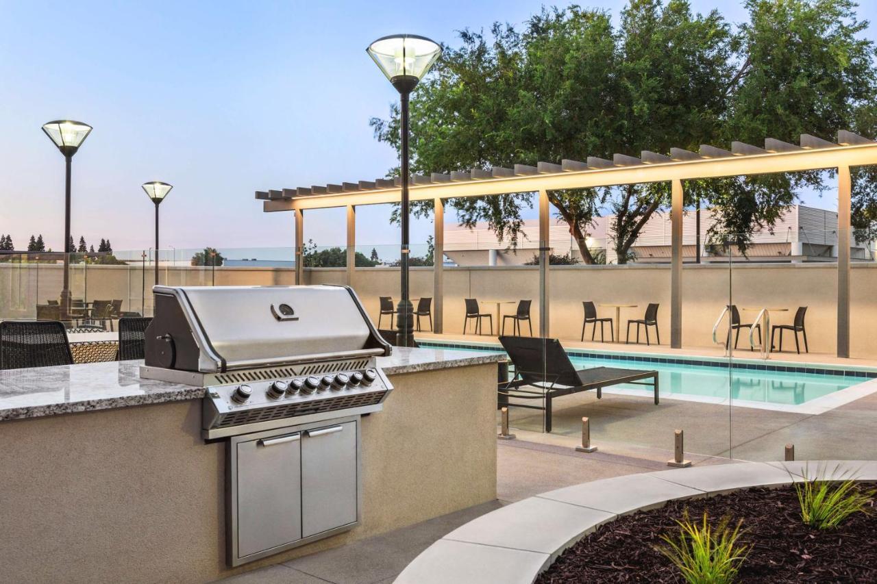 Hampton Inn Stockton, Ca Exterior photo